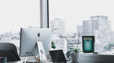 Nine Easy Tips to Help  De-Stress at Home